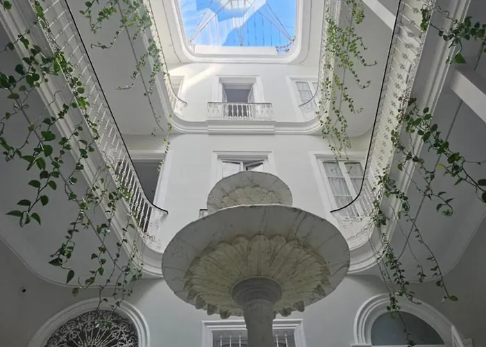 Planeta Albergue Cádis