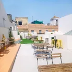 بيت شباب Planeta